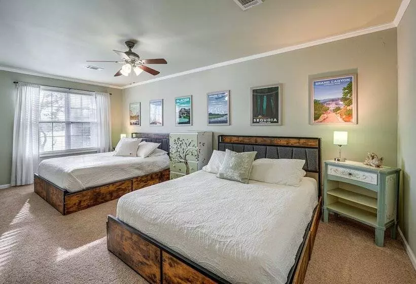 Lake Sinclair Retreat W/ Big Water Views & Dock!