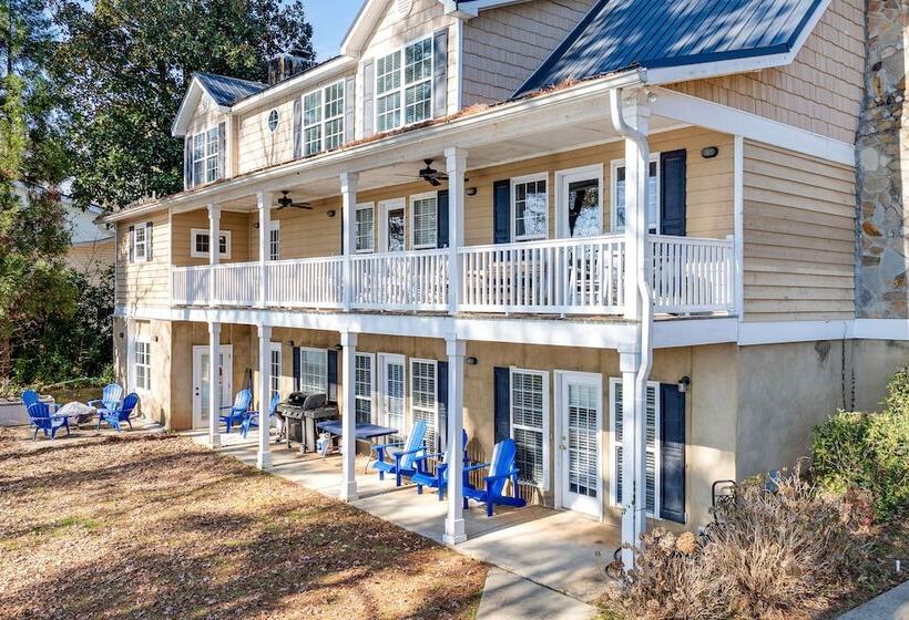 Lake Sinclair Retreat W/ Big Water Views & Dock!