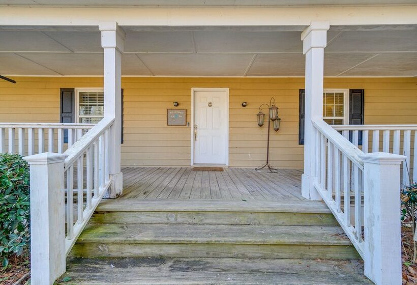 Lake Sinclair Retreat W/ Big Water Views & Dock!