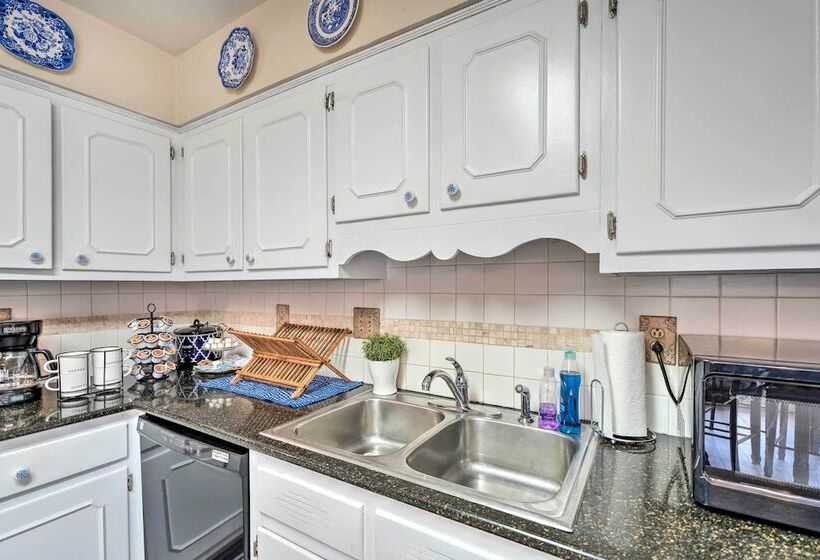 Spacious Memphis Home   Walk To Graceland