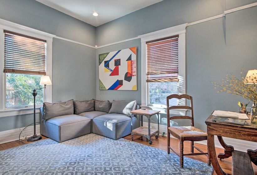 Stunning Tucson Retreat In Armory Park!