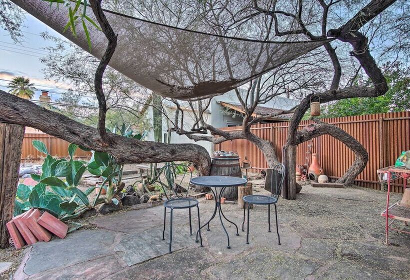 Stunning Tucson Retreat In Armory Park!