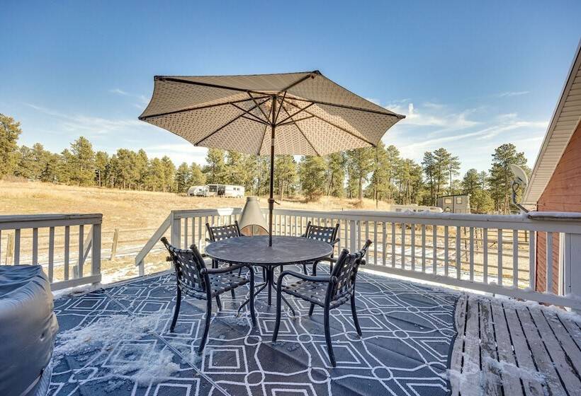 Vintage Larkspur Farmhouse W/ Yard & Gas Grill!