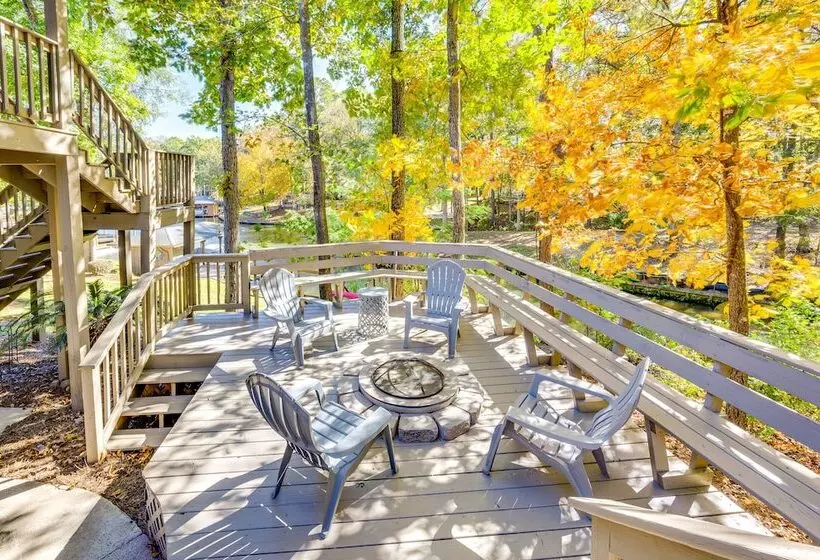 Waterfront Eatonton Escape W/ Private Hot Tub!