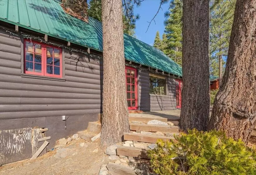 Authentic & Stylish Cabin In Lake Tahoe By Sierra Getaways