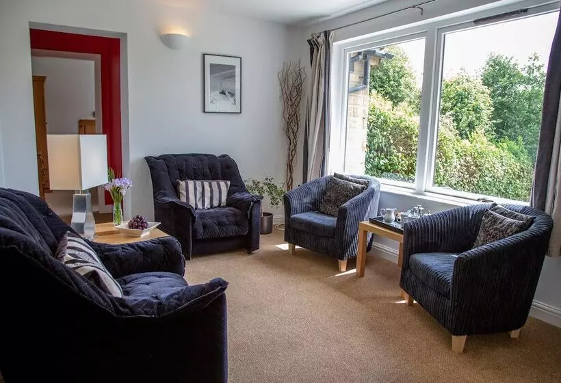 Aamiaismajoitus (B&B) Sladen Lodge