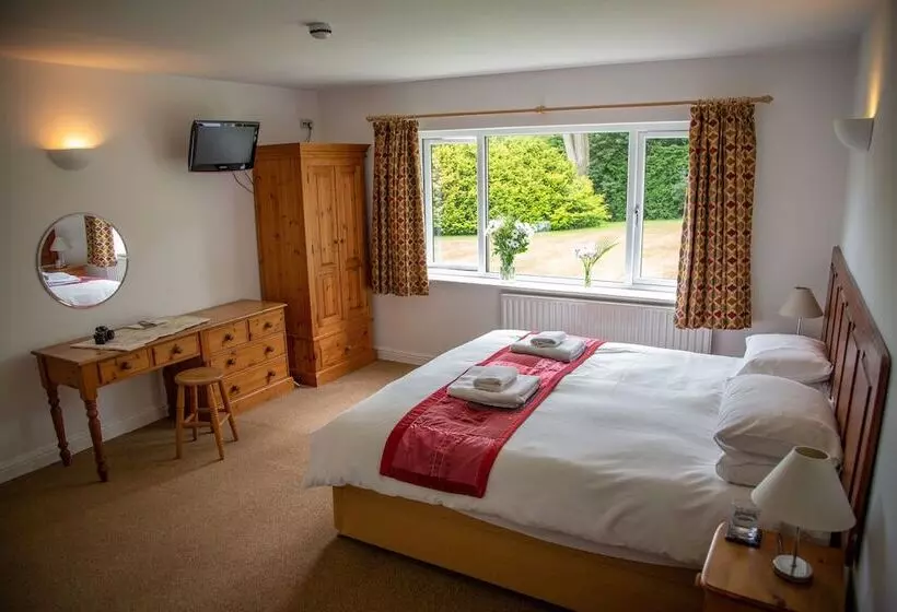 Aamiaismajoitus (B&B) Sladen Lodge