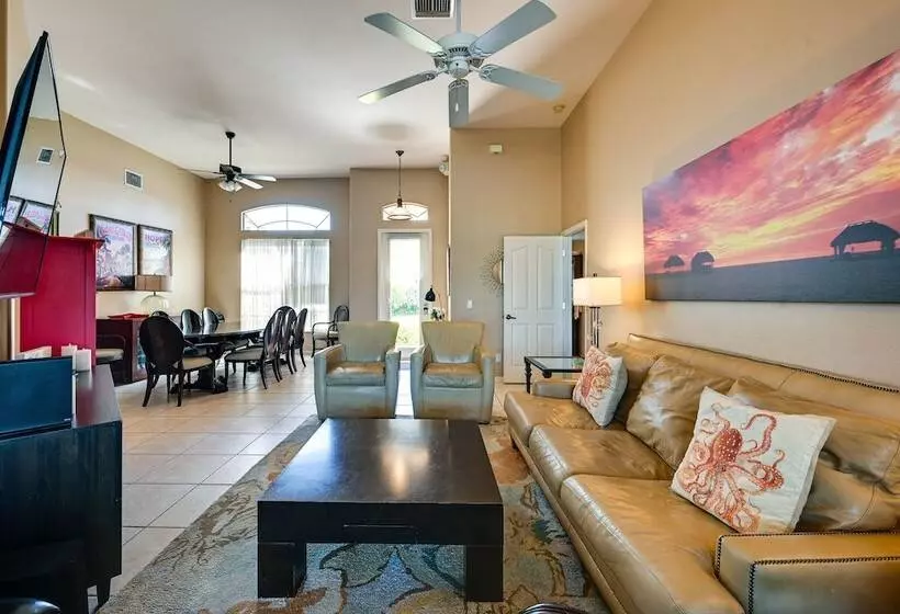 Canal Front Marco Island Home W/ Boat Dock + Pool!