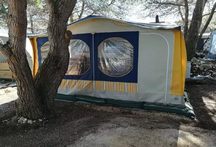 Room In Cabin   Caravan Near The Sea 2