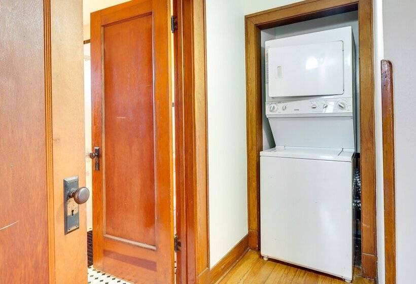 Charming Single Story Home In Historic Georgetown