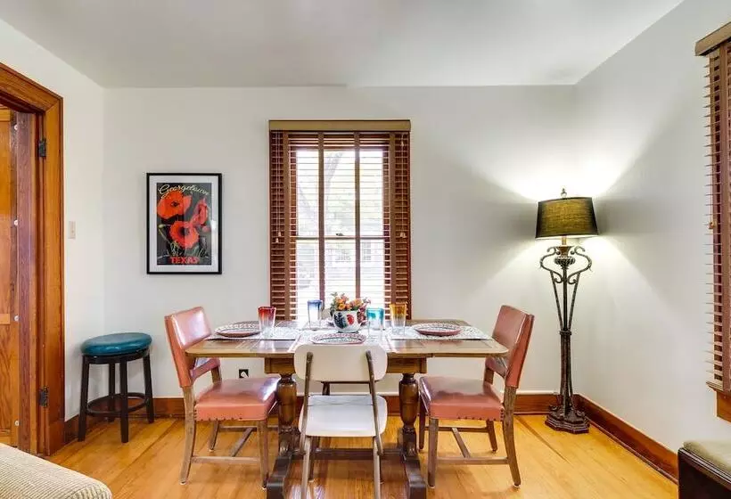 Charming Single Story Home In Historic Georgetown