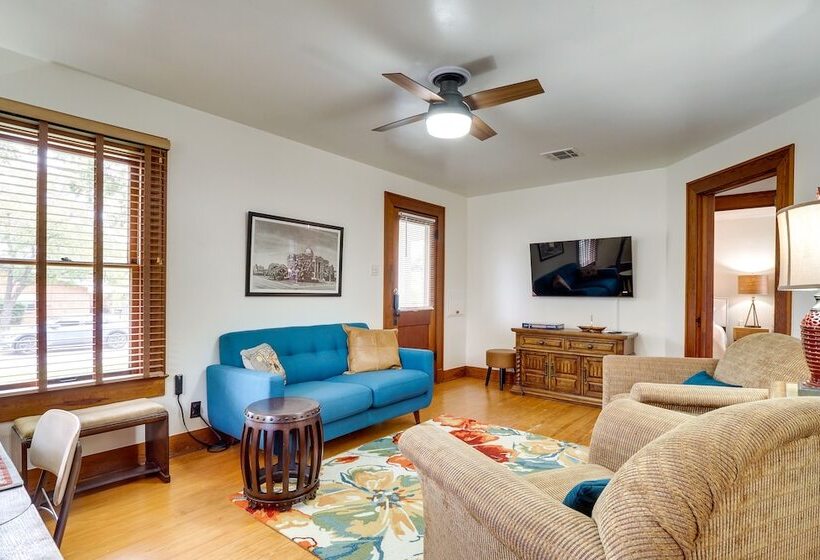 Charming Single Story Home In Historic Georgetown