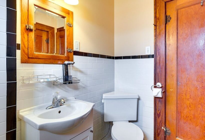 Charming Single Story Home In Historic Georgetown