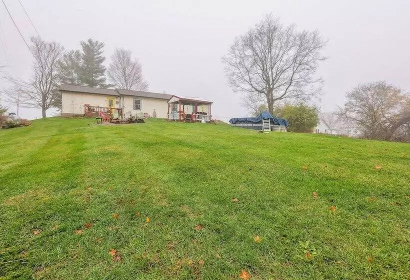 Charming Union Home W/ Backyard, Fire Pit!