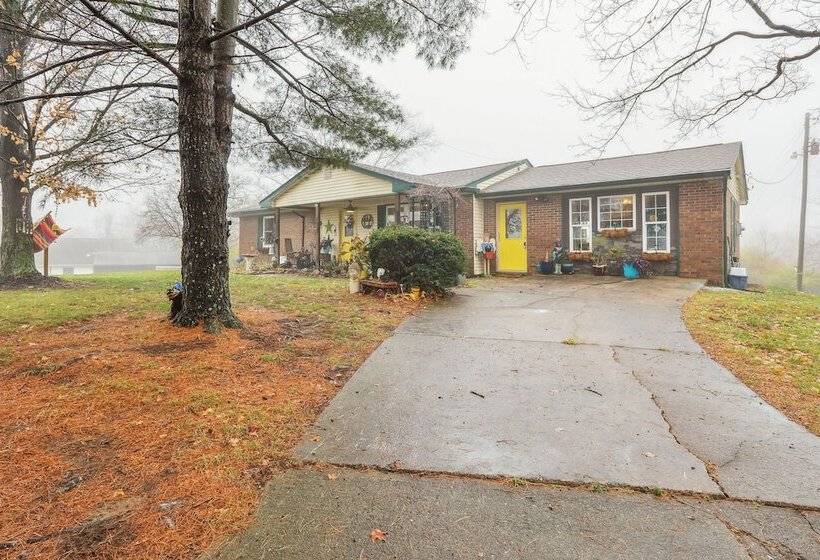 Charming Union Home W/ Backyard, Fire Pit!