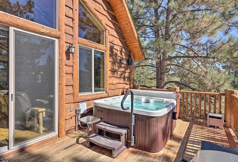 4 Mi To Snow Summit: Cabin W/ Mtn Views & Decks