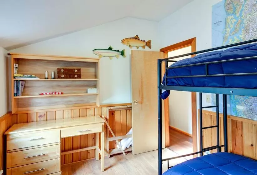 Forested Coffman Cove Cabin W/ Wood Burning Stove!