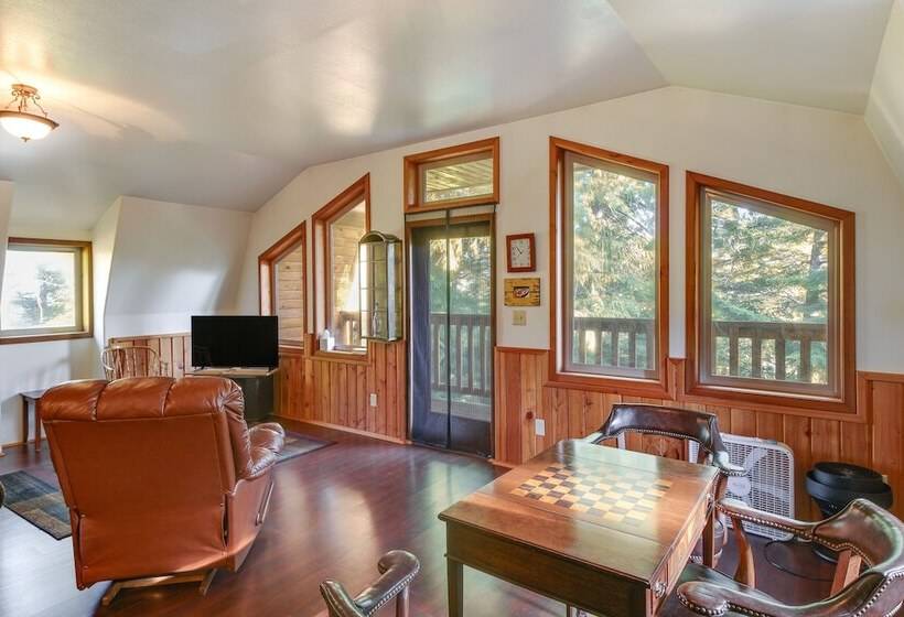Forested Coffman Cove Cabin W/ Wood Burning Stove!