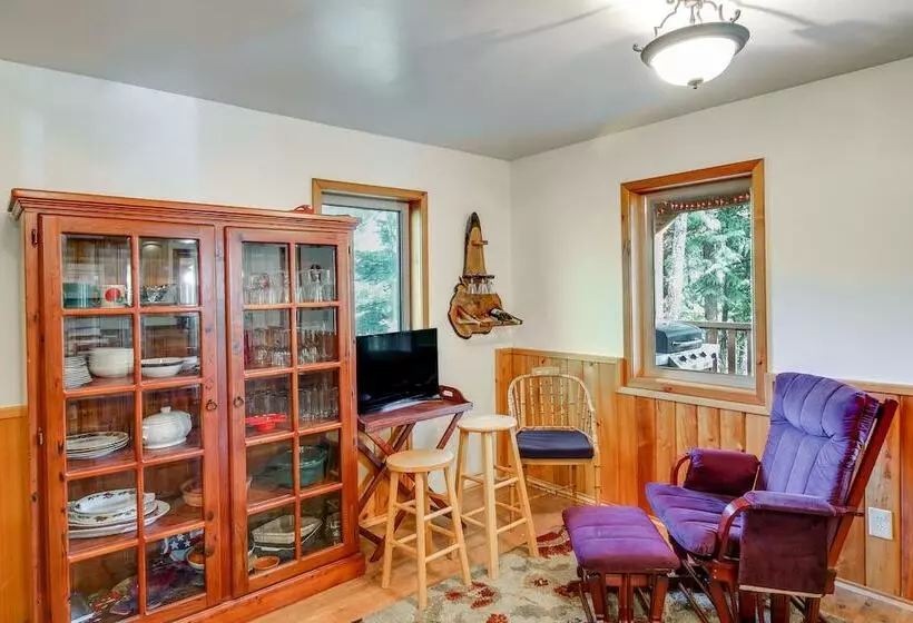 Forested Coffman Cove Cabin W/ Wood Burning Stove!