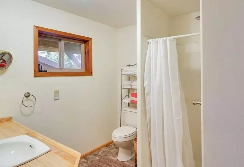 Forested Coffman Cove Cabin W/ Wood Burning Stove!