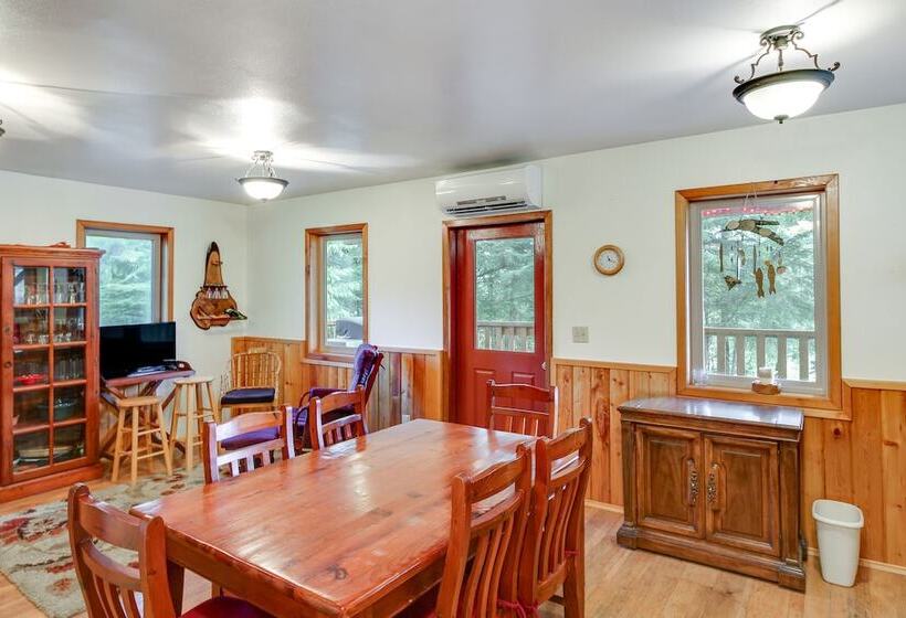 Forested Coffman Cove Cabin W/ Wood Burning Stove!