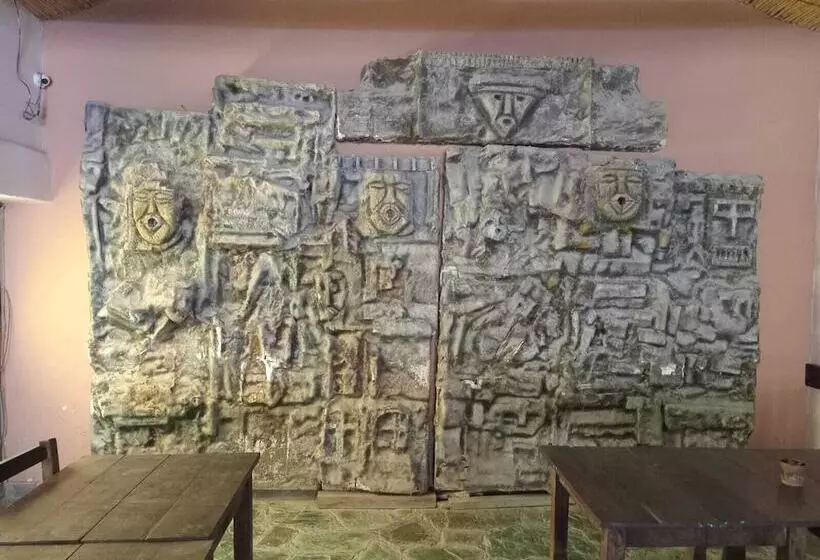 Hotelli Cactus Plaza