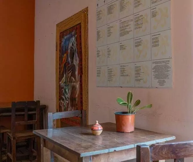 Hotelli Cactus Plaza