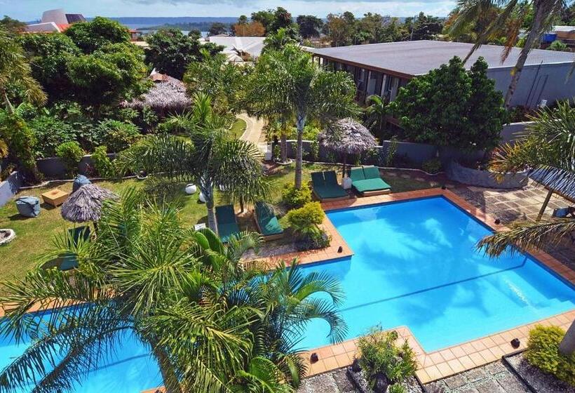 هتل Coconut Palms Resort & Diamond Casino