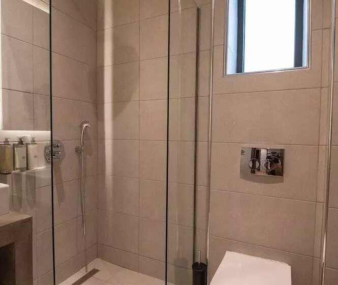 Hotelli Ira   ηρα