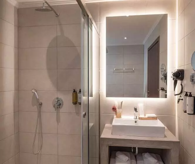 Hotelli Ira   ηρα