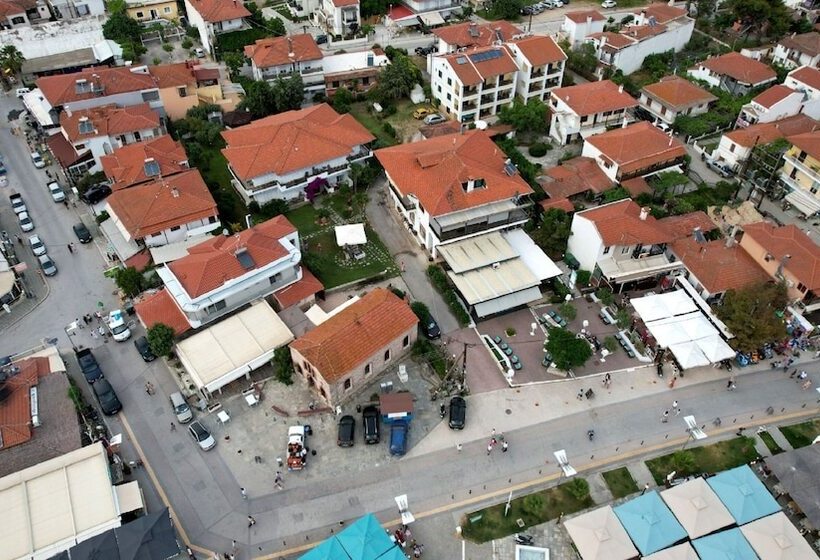 فندق Studio Nikiti Beach