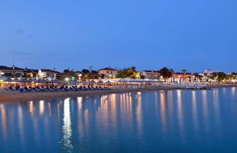 فندق Studio Nikiti Beach