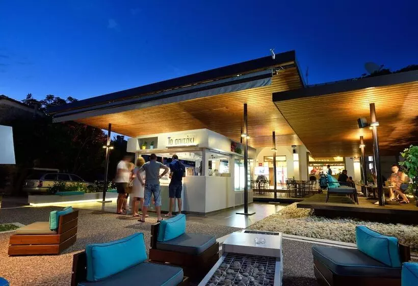 Hotelli Studio Nikiti Beach