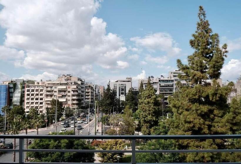 Hotel Synpiraeus Apartments & Studios