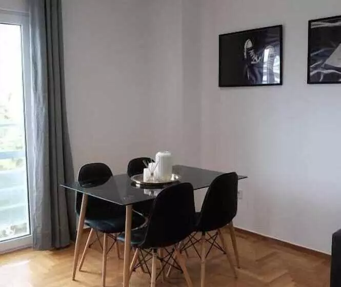 ホテル Synpiraeus Apartments & Studios