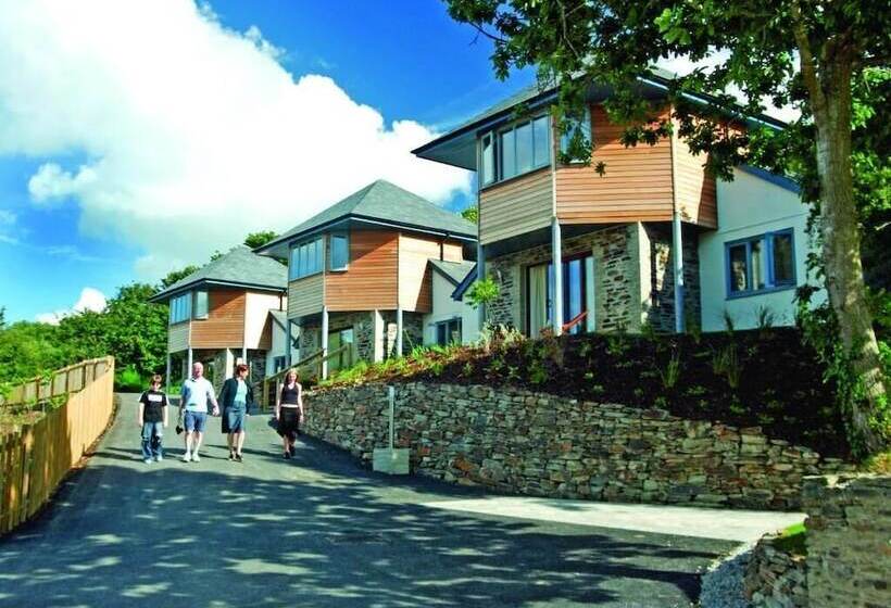 Отель The Valley Cottages