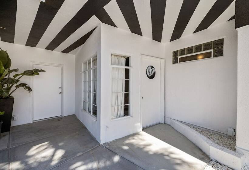 هتل The Velvet Rope Ps