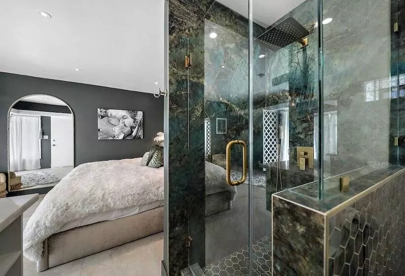 Hotelli The Velvet Rope Ps