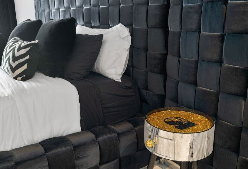 هتل The Velvet Rope Ps