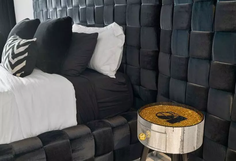 Hotelli The Velvet Rope Ps