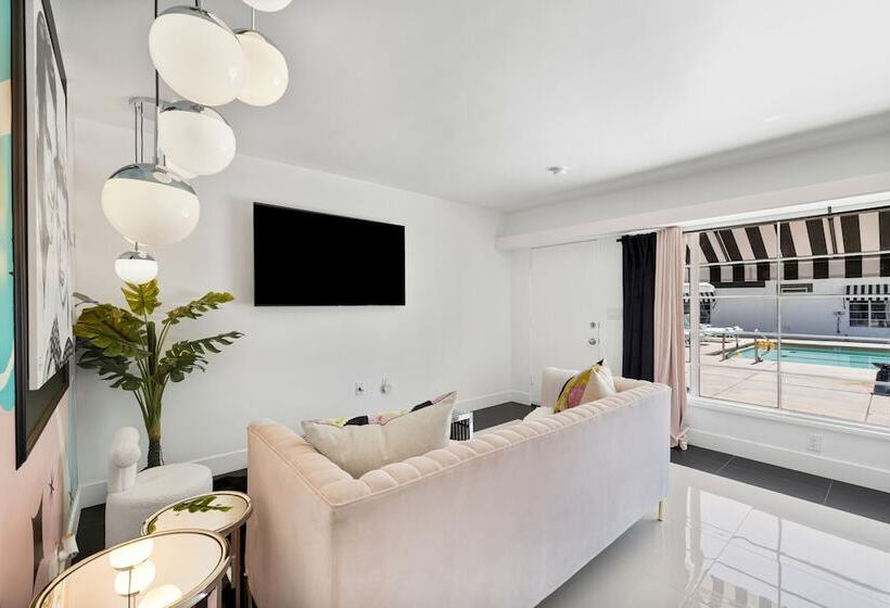 هتل The Velvet Rope Ps