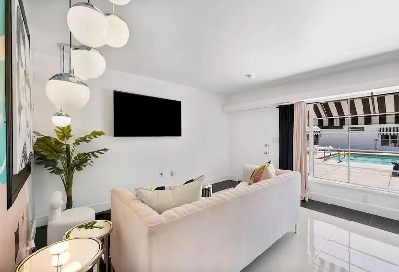 Hotelli The Velvet Rope Ps