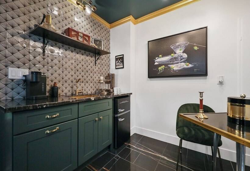 هتل The Velvet Rope Ps