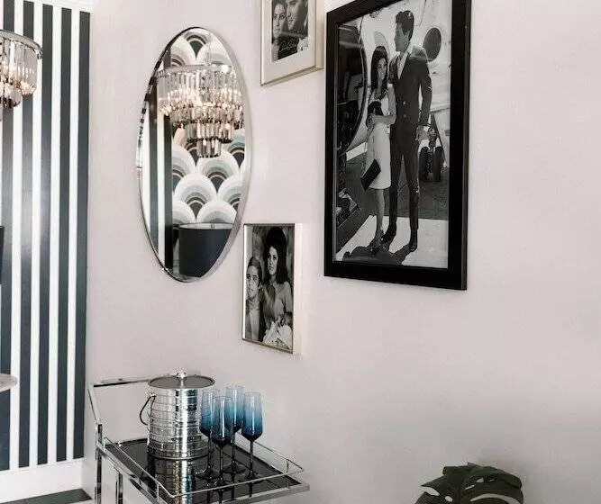 Hotelli The Velvet Rope Ps