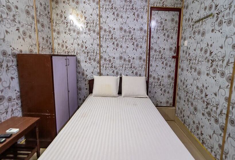 Hotel Vasavi Residenzcy