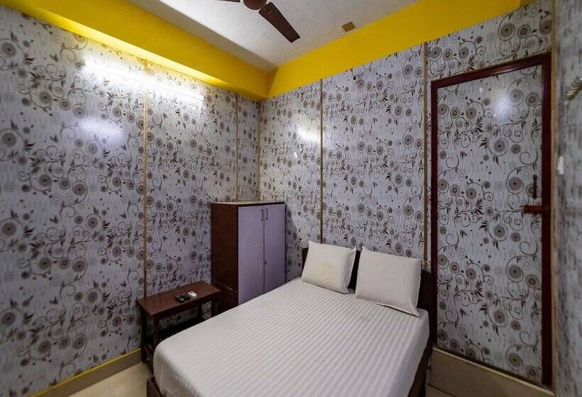 Hotel Vasavi Residenzcy