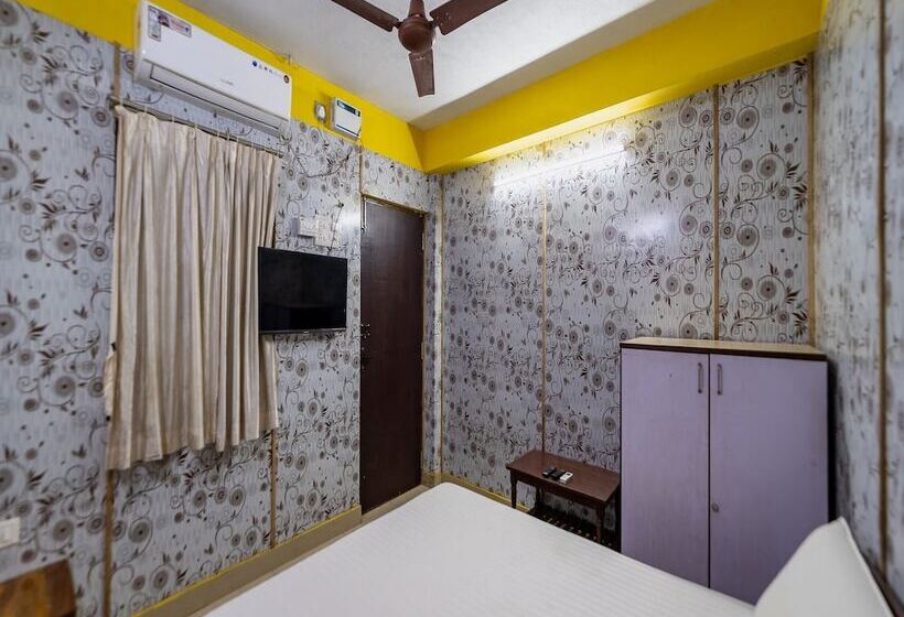 Hotel Vasavi Residenzcy