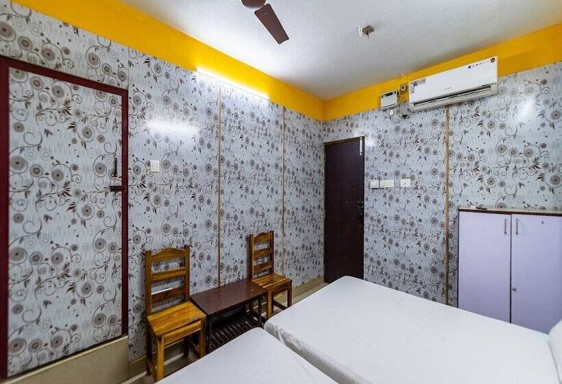 Hotel Vasavi Residenzcy