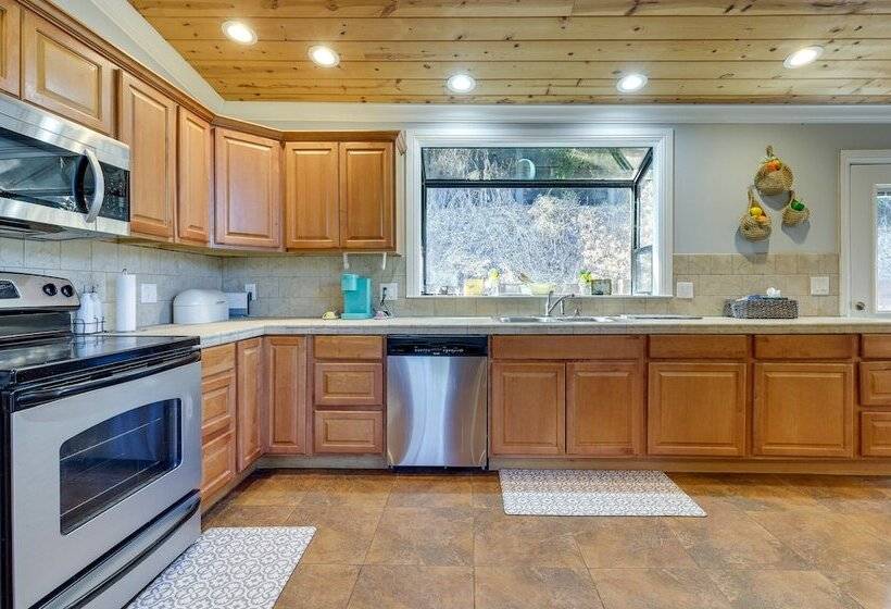 Peaceful Lower Lake Home ~ 5 Mi To Clear Lake!