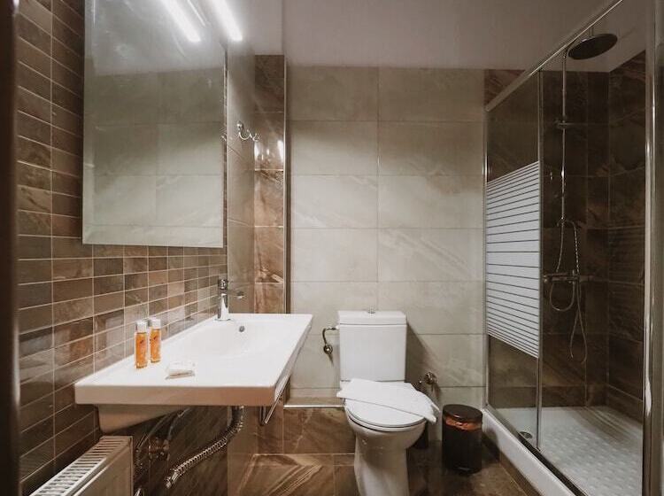 פנסיון Elati Leisure  Suites & Apartments